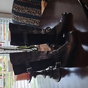 Cole Haan Nike Air Boots -size 9B new (never worn)